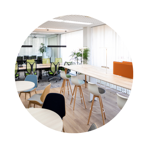 自席を持たないフリーアドレス Waku Work Labo 働き方事例